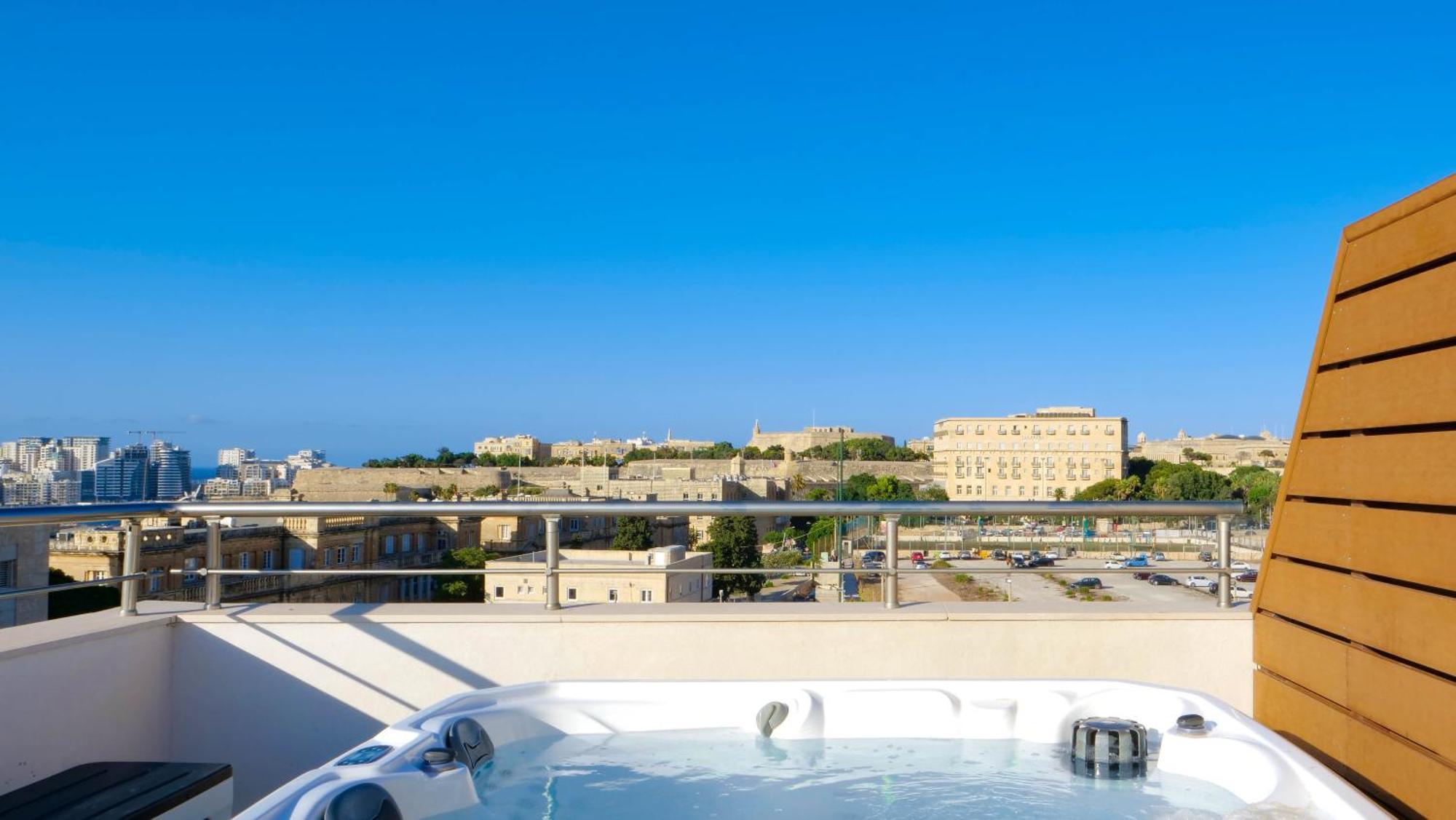 Tritoni Valletta Boutique Hotel Floriana Eksteriør billede